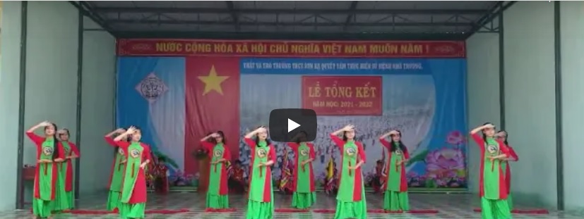 Văn nghệ Tổng kết năm học 2021-2022