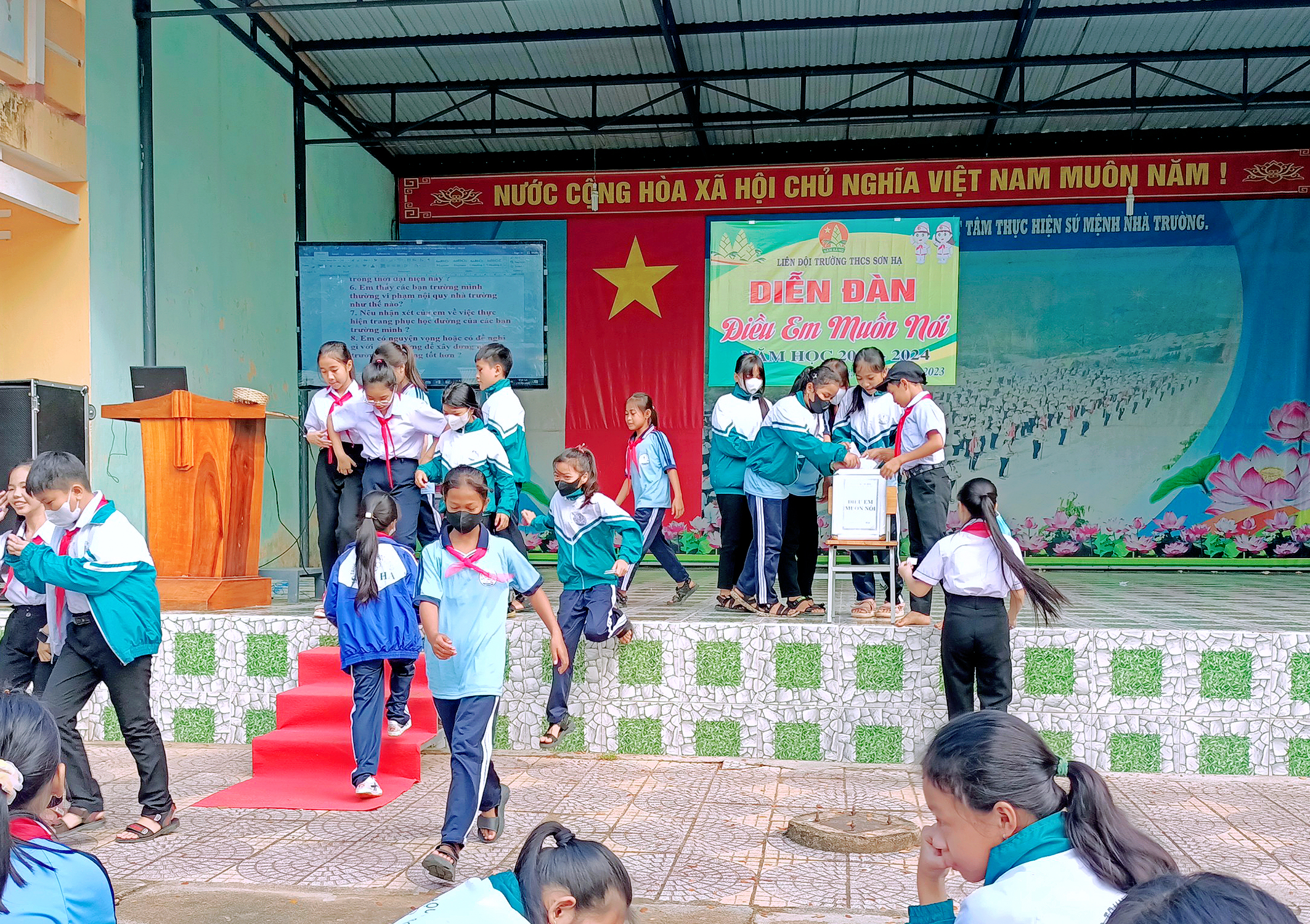 DIỄN ĐÀN “ĐIỀU EM MUỐN NÓI” – NĂM HỌC 2023 – 2024